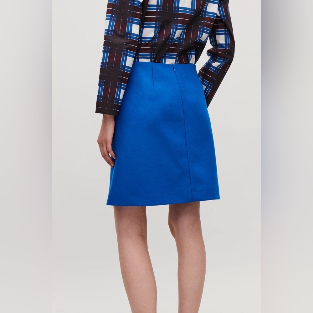 COS‎ Short Wool Skirt - Picture 5 of 17